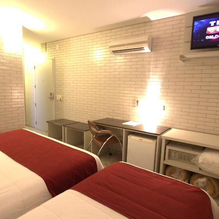 Hotel Confiance Batel Curitiba Room photo