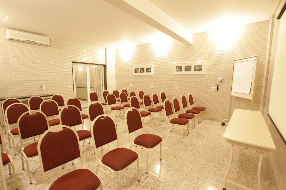 Hotel Confiance Batel Curitiba Exterior photo